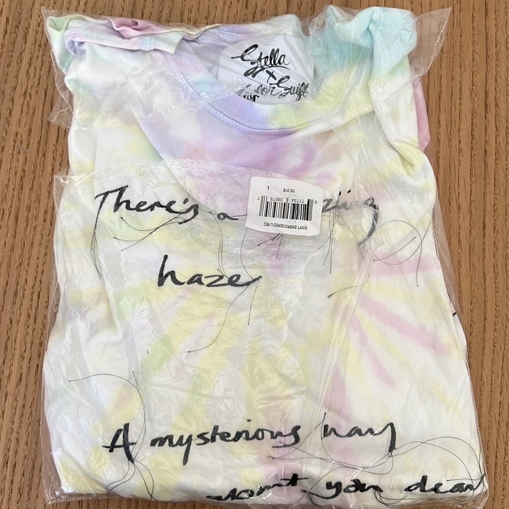 Taylor x Stella lover Merch